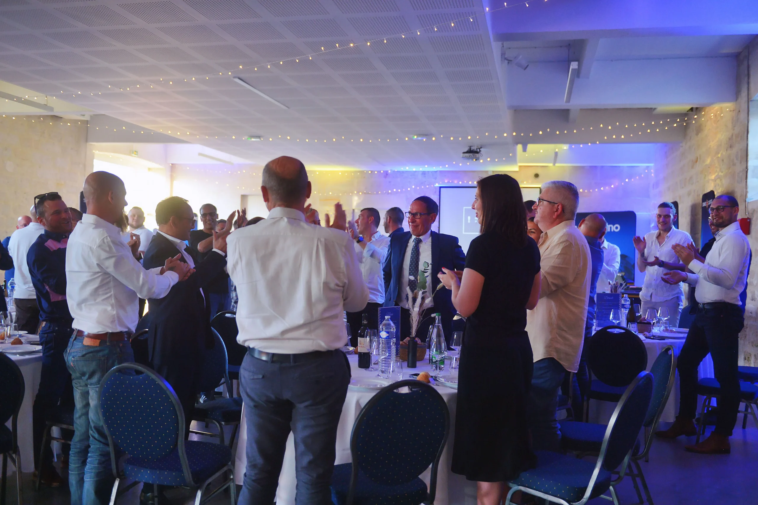 Wine-tasting activity corporate convention Laval closing evening · INNOV'events