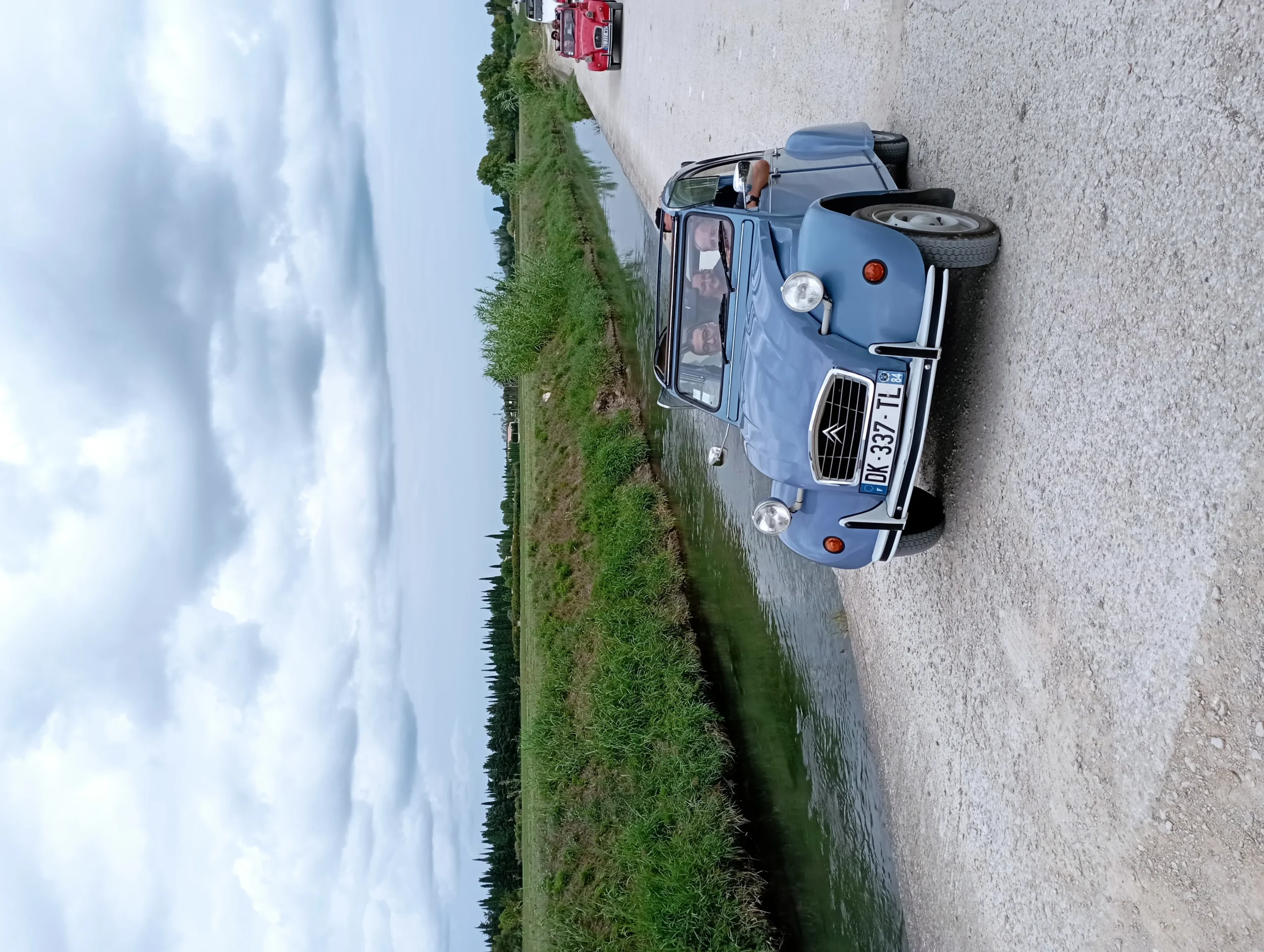 2CV rally Montreal crews departing from rue de la Commune Old Port · INNOV'events
