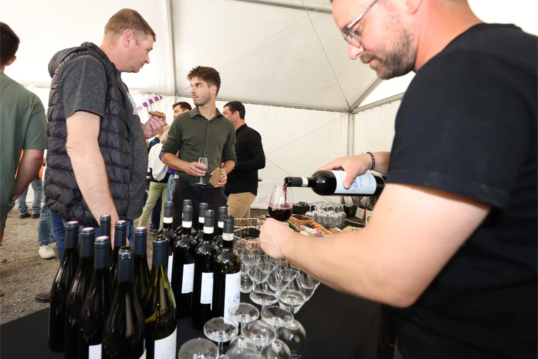 Wine casino event in Quebec game tables with corporate groups · INNOV'events