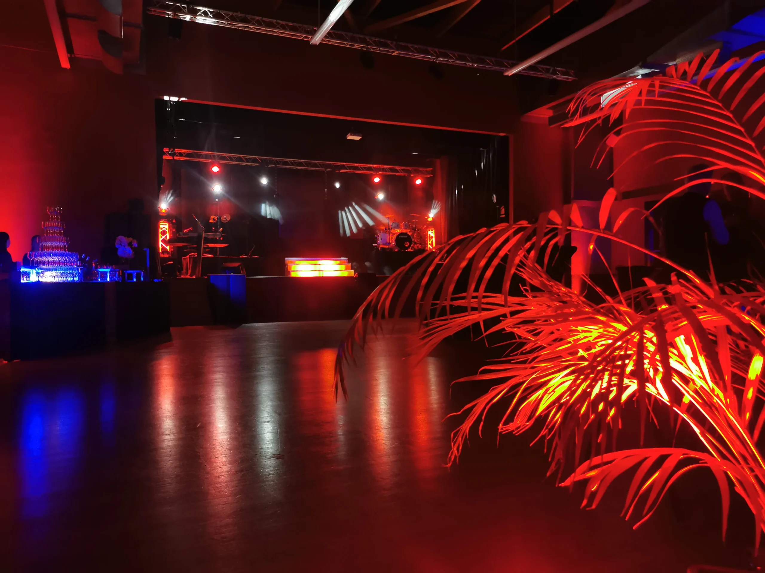 Gala evening décor stage design Trois-Rivieres Musée québécois de culture populaire · INNOV'events