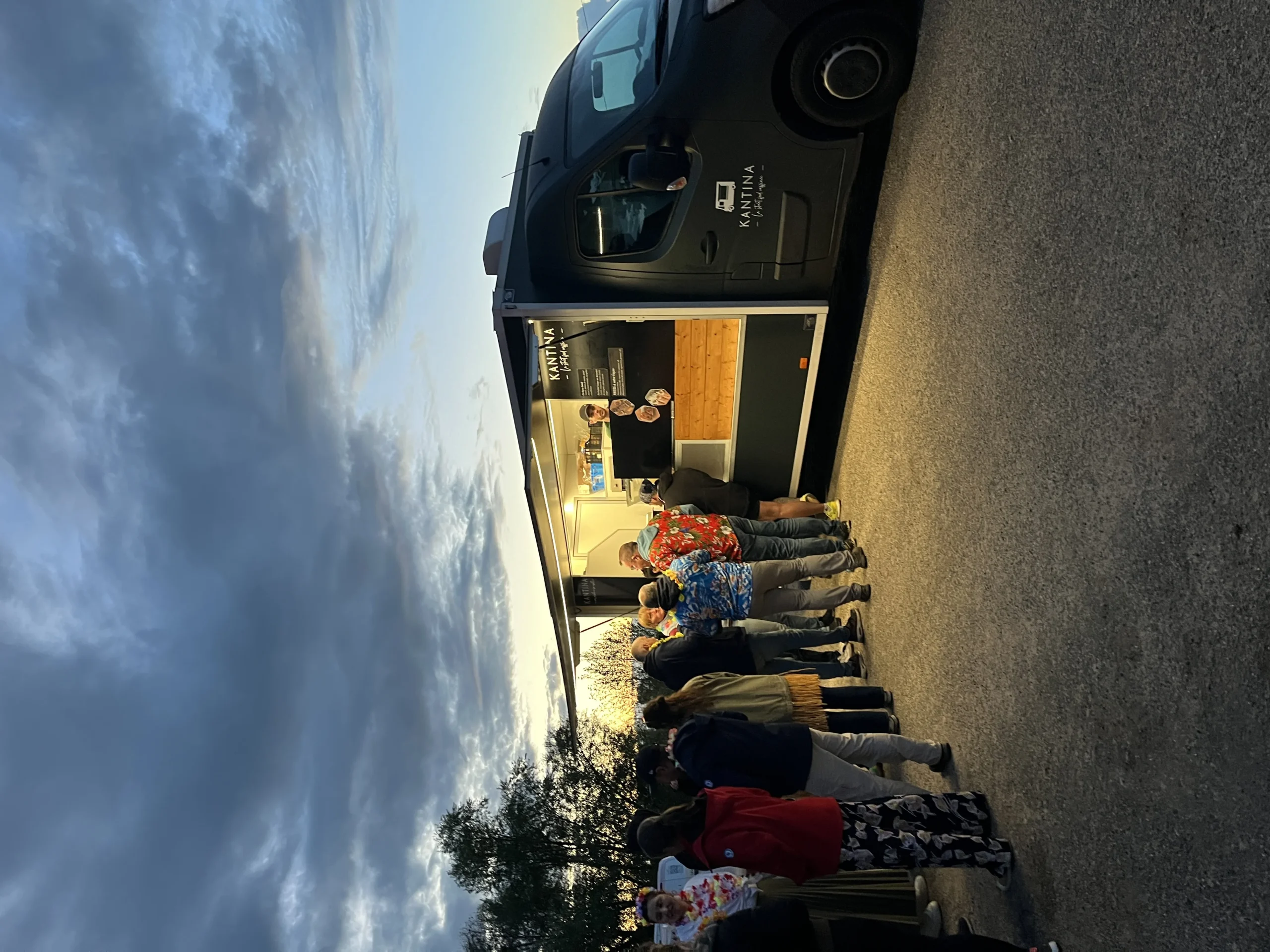 Event food truck in Quebec, Vieux-Québec in the background · INNOV'events event management