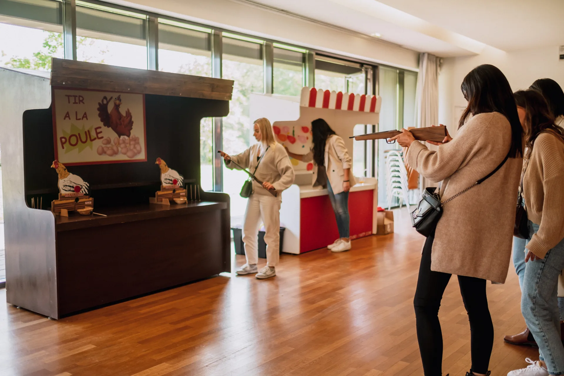 Kiosques et food trucks fête foraine corporative Laval bord de l'eau · INNOV'events
