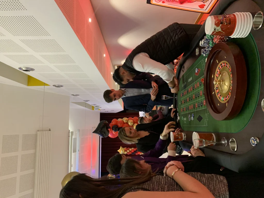 Plan a corporate casino night in Laval.