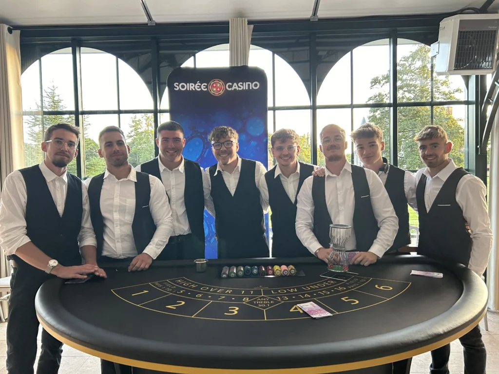 Plan a corporate casino night in Quebec.