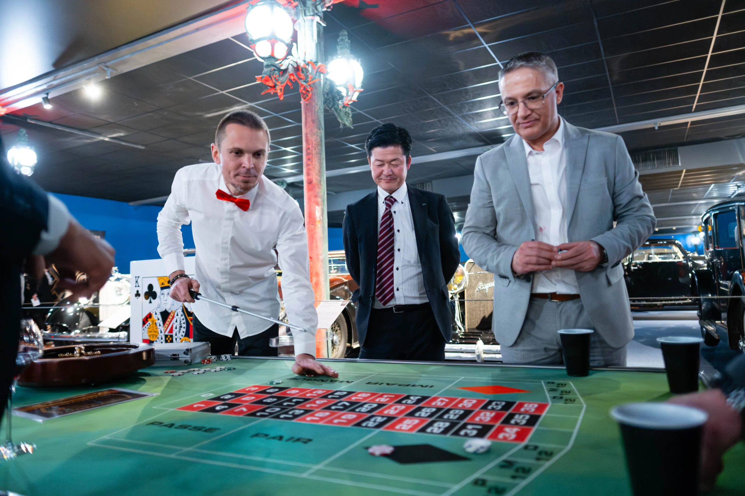 Professional dealer at a corporate casino night in Quebec, Vieux-Québec · INNOV'events