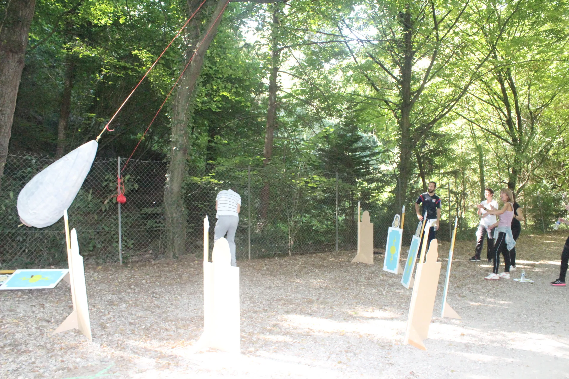 Corporate archery Quebec closing evening terrace Château Frontenac · INNOV'events