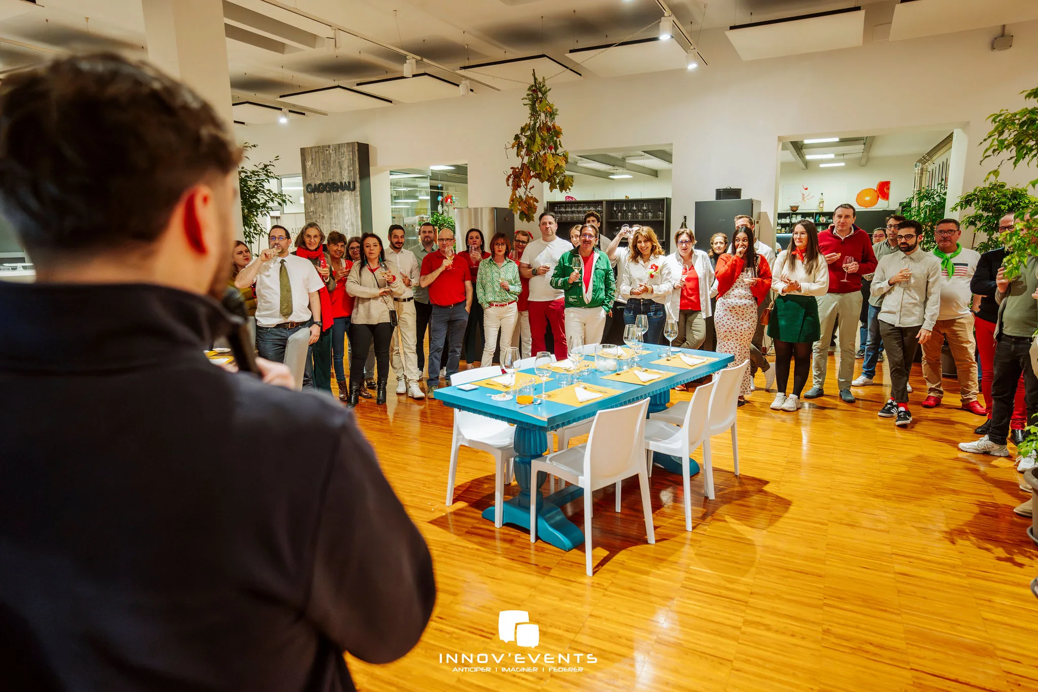 Local product tasting in Laval, teams sampling their dishes at the end of the workshop · INNOV'events