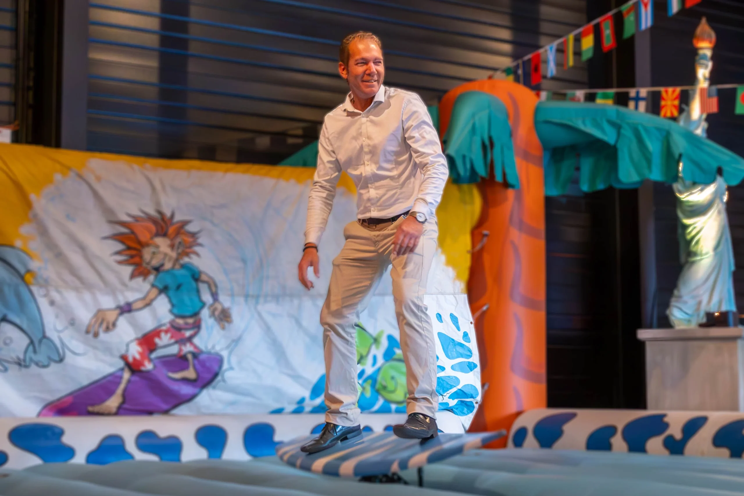 Half-day surf simulator activity Trois-Rivieres · INNOV'events