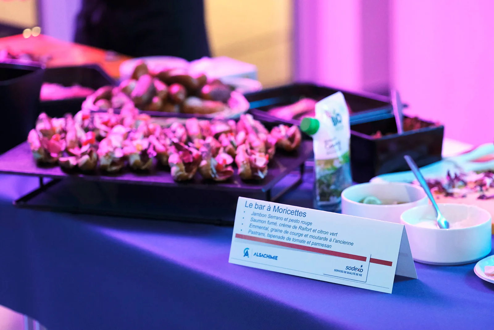 Corporate event catering Quebec local product tasting station · INNOV'events