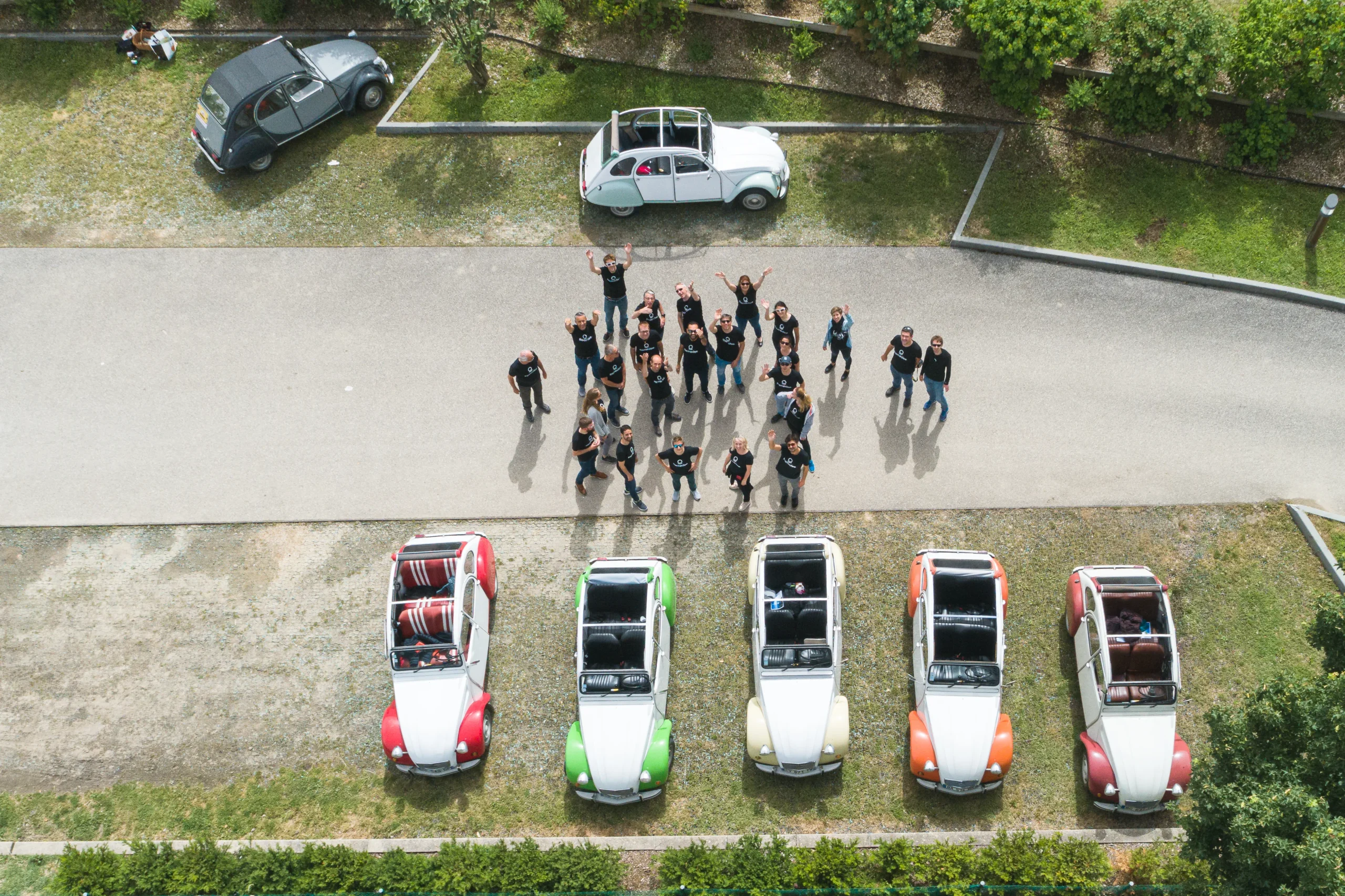 2CV team in Laval completing a navigation challenge at Parc de la Rivière-des-Mille-Îles · INNOV'events